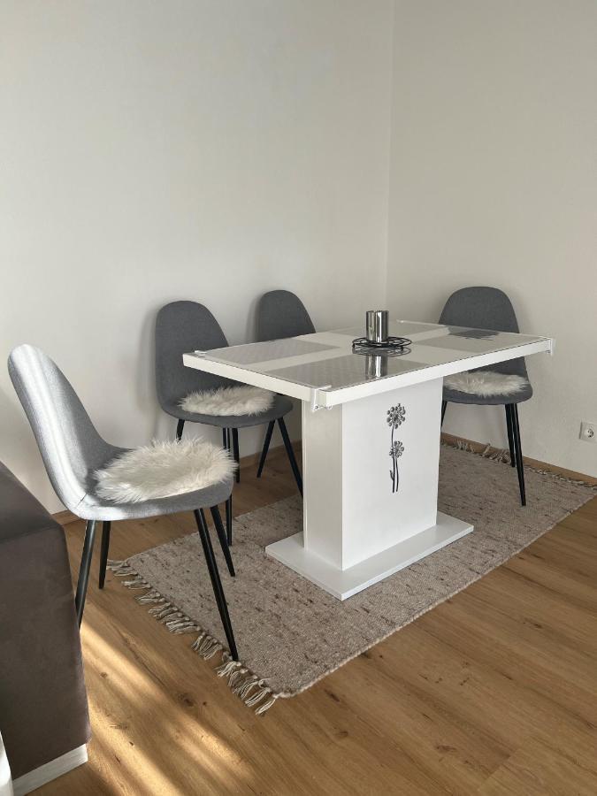 Living Appartement Флахау Екстериор снимка